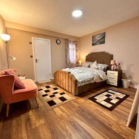 Canary Wharf Single Double And En-Suite Rooms Londyn Zewnętrze zdjęcie