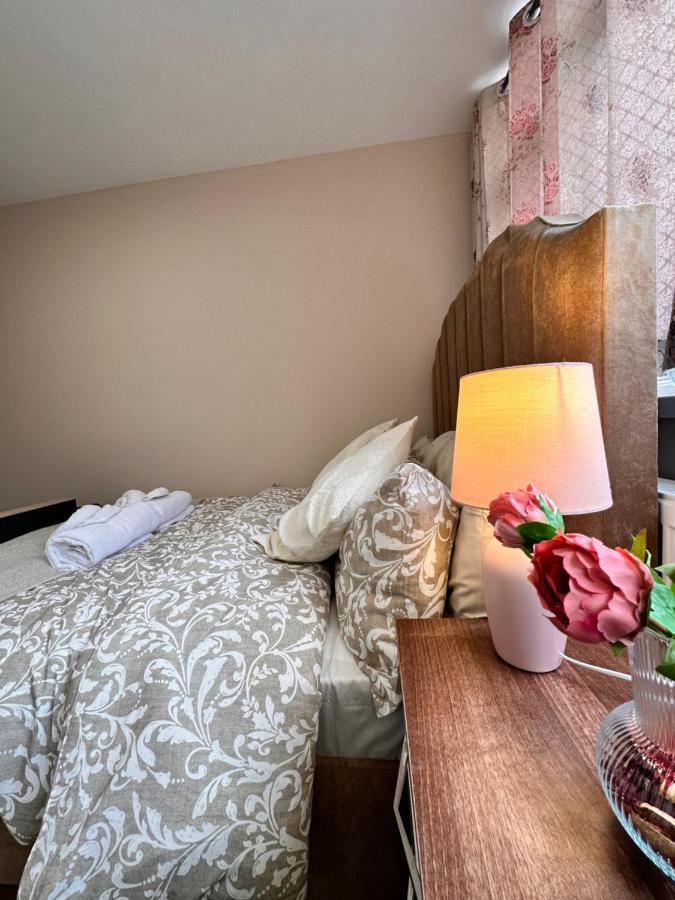 Canary Wharf Single Double And En-Suite Rooms Londyn Zewnętrze zdjęcie