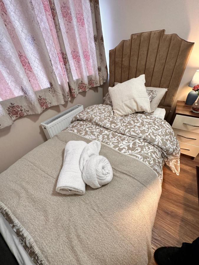 Canary Wharf Single Double And En-Suite Rooms Londyn Zewnętrze zdjęcie