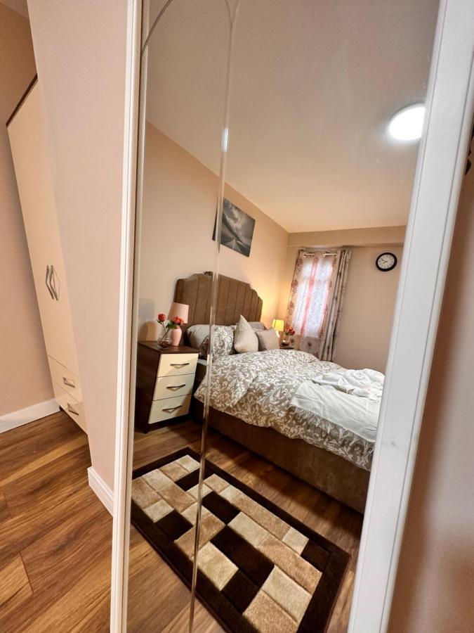 Canary Wharf Single Double And En-Suite Rooms Londyn Zewnętrze zdjęcie