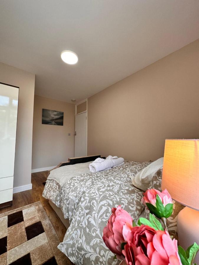 Canary Wharf Single Double And En-Suite Rooms Londyn Zewnętrze zdjęcie