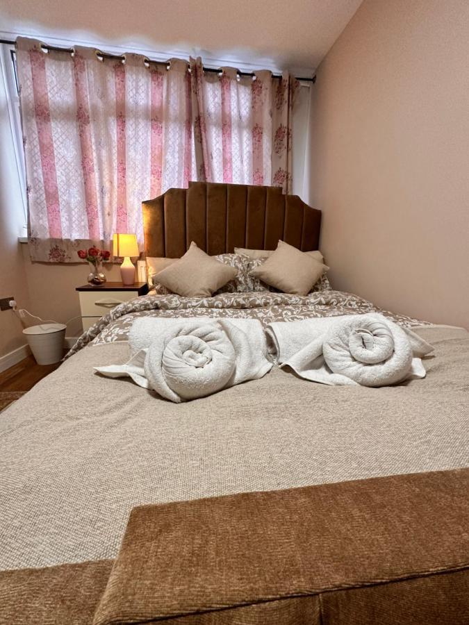 Canary Wharf Single Double And En-Suite Rooms Londyn Zewnętrze zdjęcie
